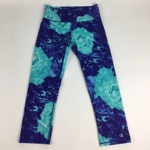Woman’s Champion Sports  Performance  yoga pants